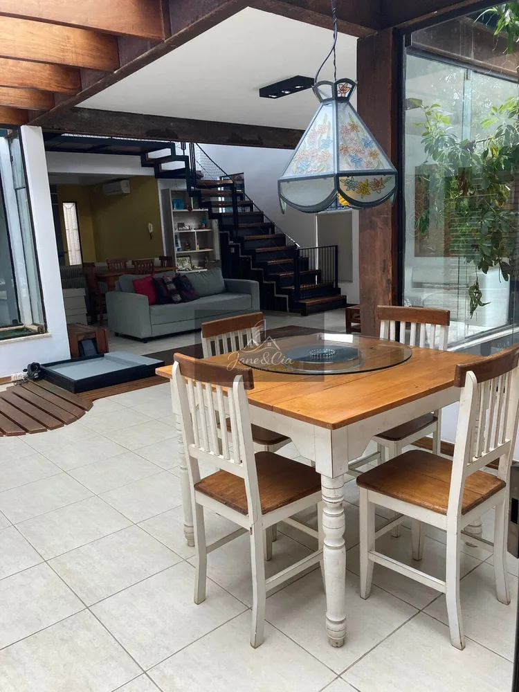 Sítio, 3 quartos, 1070 m² - Foto 1