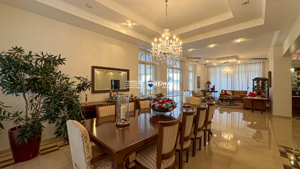 Casa, 5 quartos, 1077 m² - Foto 1
