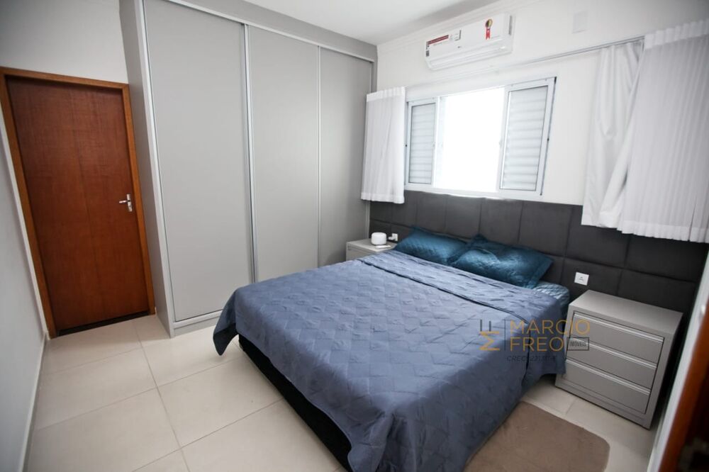 Casa à venda com 3 quartos, 87m² - Foto 7