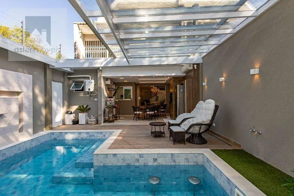 Sobrado, 4 quartos, 228 m² - Foto 1