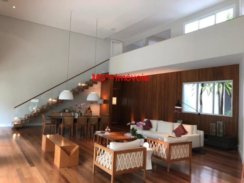 Casa à venda com 4 quartos, 650m² - Foto 2