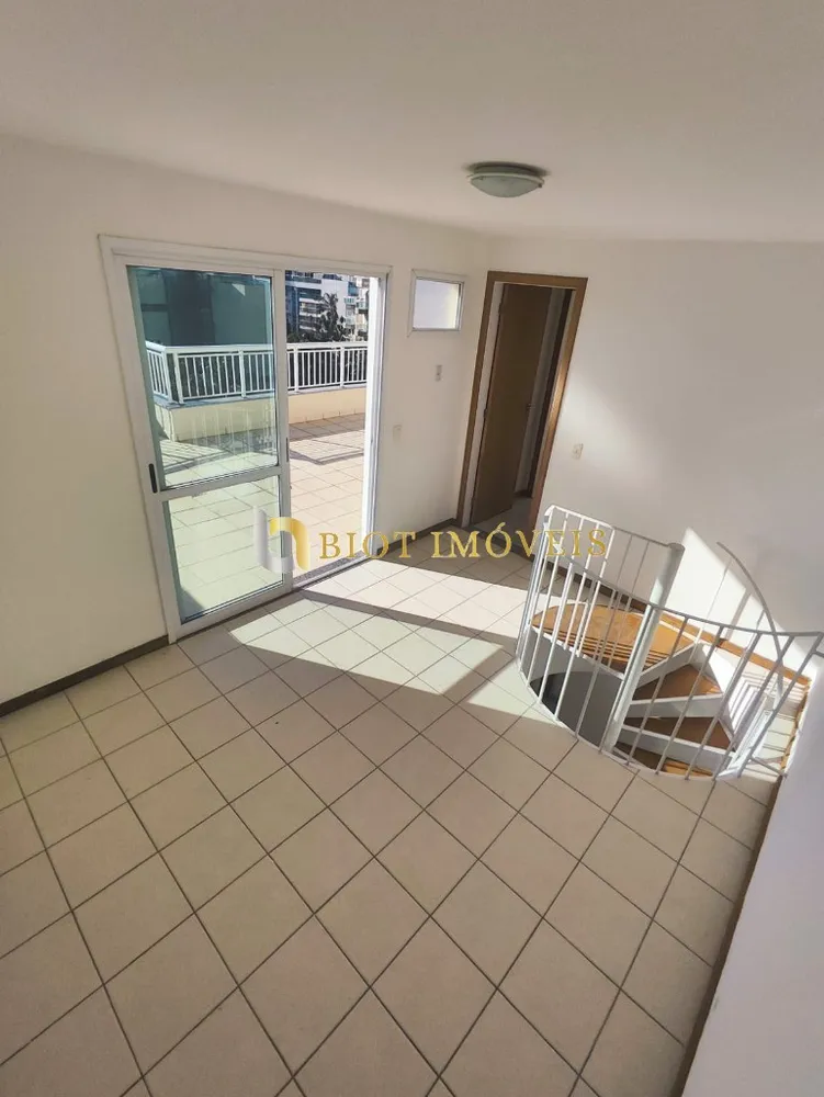Cobertura, 3 quartos, 180 m² - Foto 2