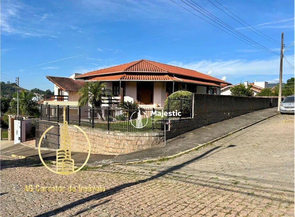 Casa, 3 quartos, 200 m² - Foto 2