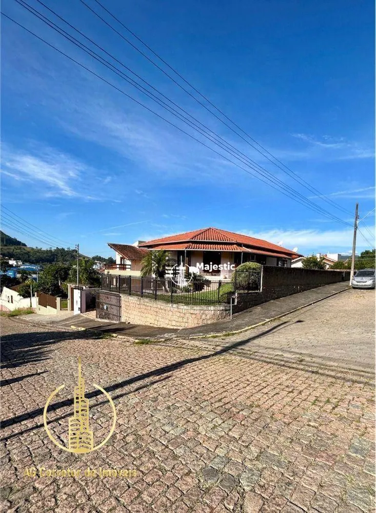 Casa, 3 quartos, 200 m² - Foto 3