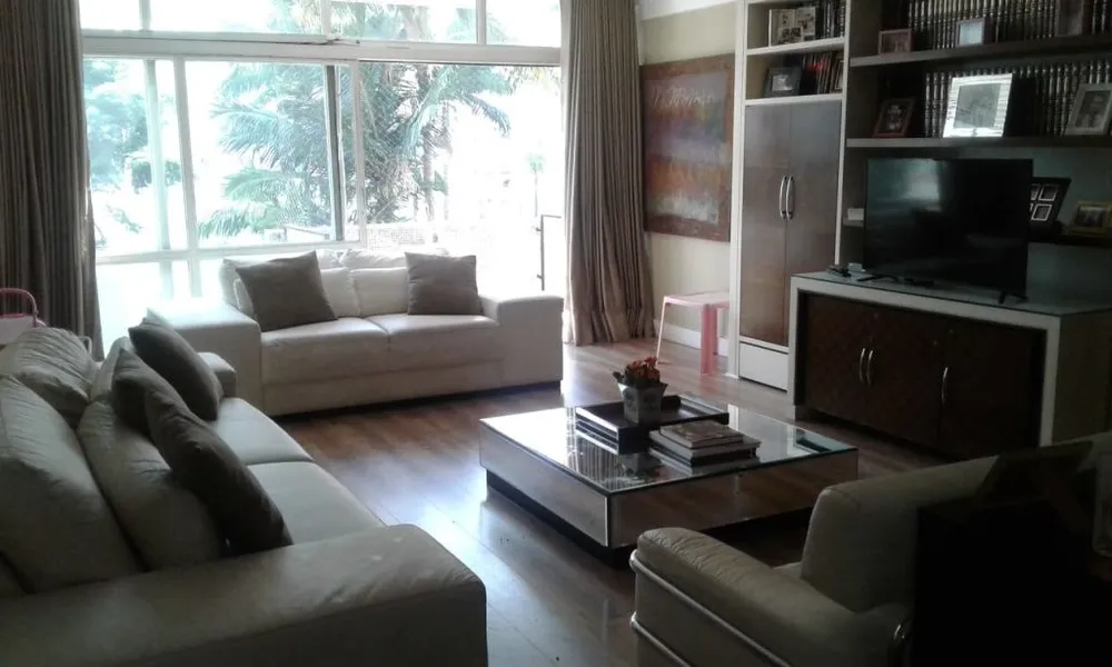 Apartamento, 3 quartos, 197 m² - Foto 1