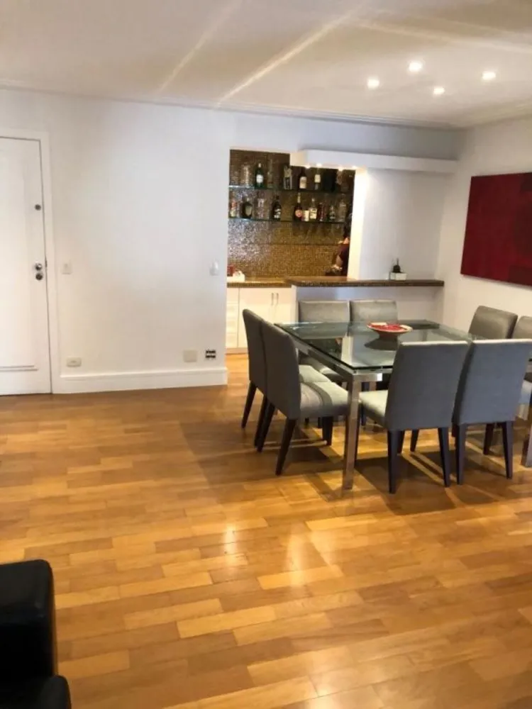 Apartamento, 3 quartos, 136 m² - Foto 2