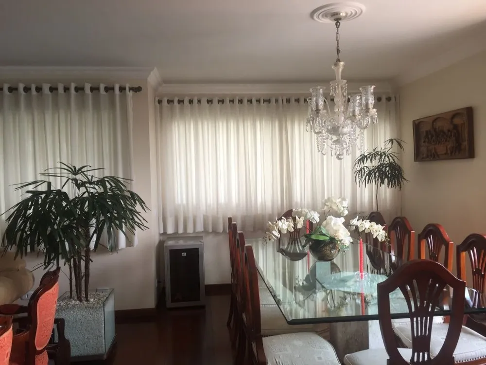 Apartamento, 4 quartos, 215 m² - Foto 1