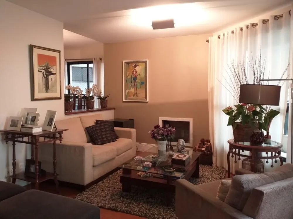 Apartamento, 4 quartos, 221 m² - Foto 1
