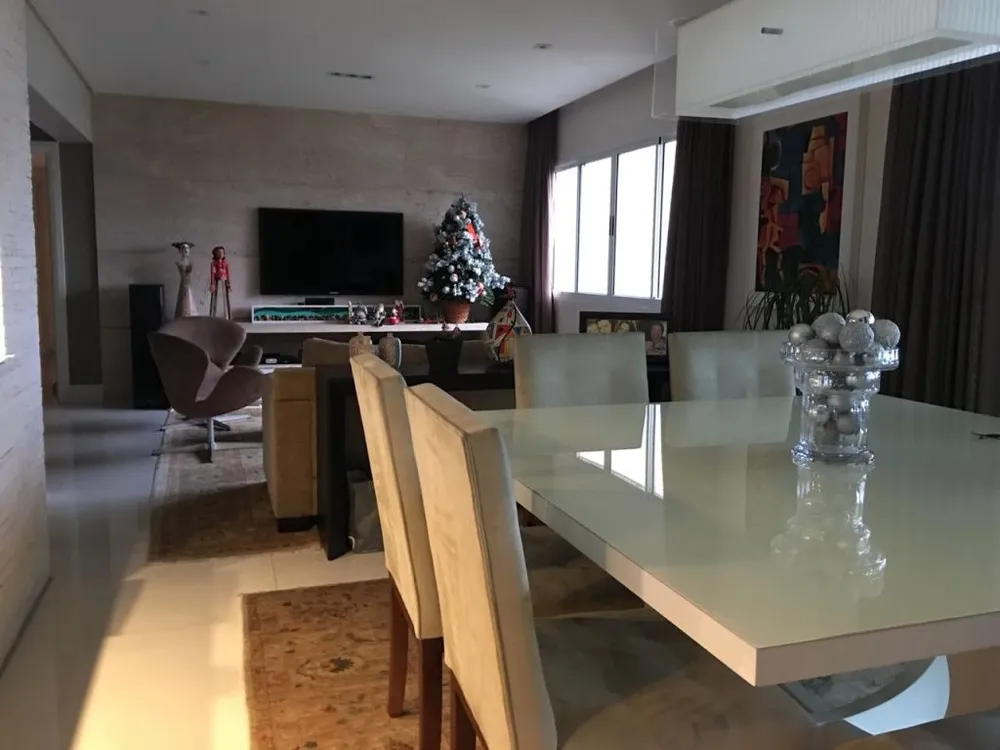Apartamento, 3 quartos, 207 m² - Foto 2