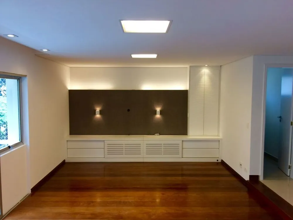 Apartamento, 4 quartos, 210 m² - Foto 1