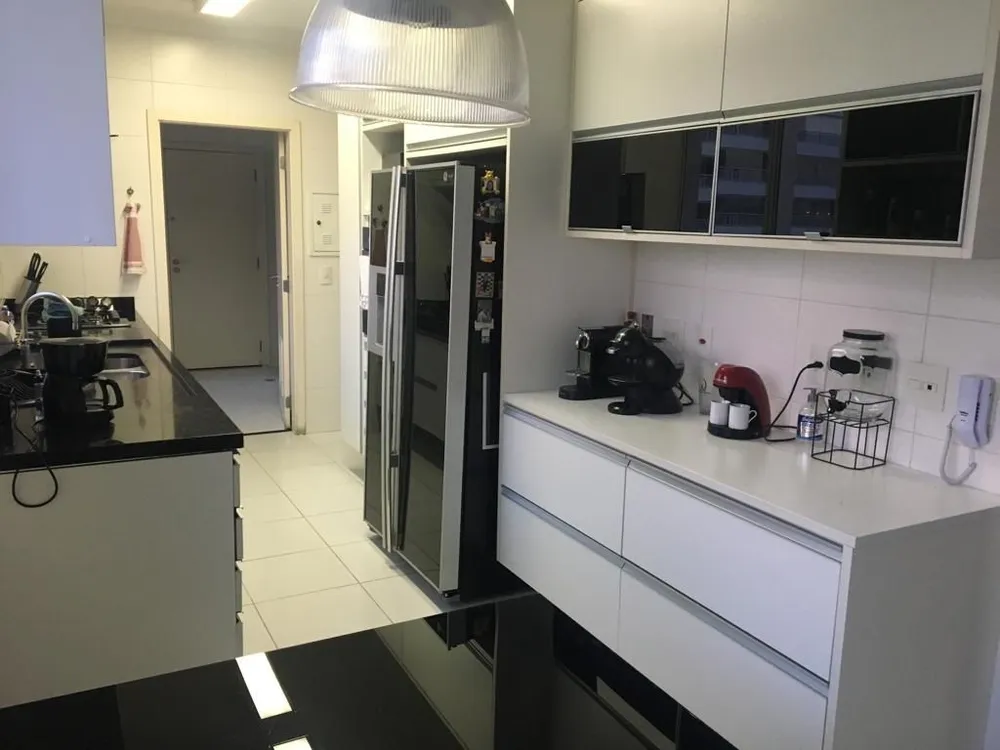 Apartamento, 3 quartos, 202 m² - Foto 2