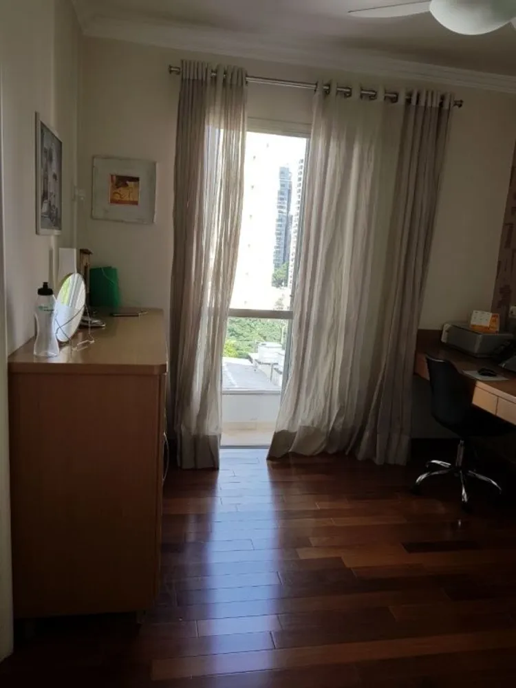 Apartamento, 3 quartos, 136 m² - Foto 4