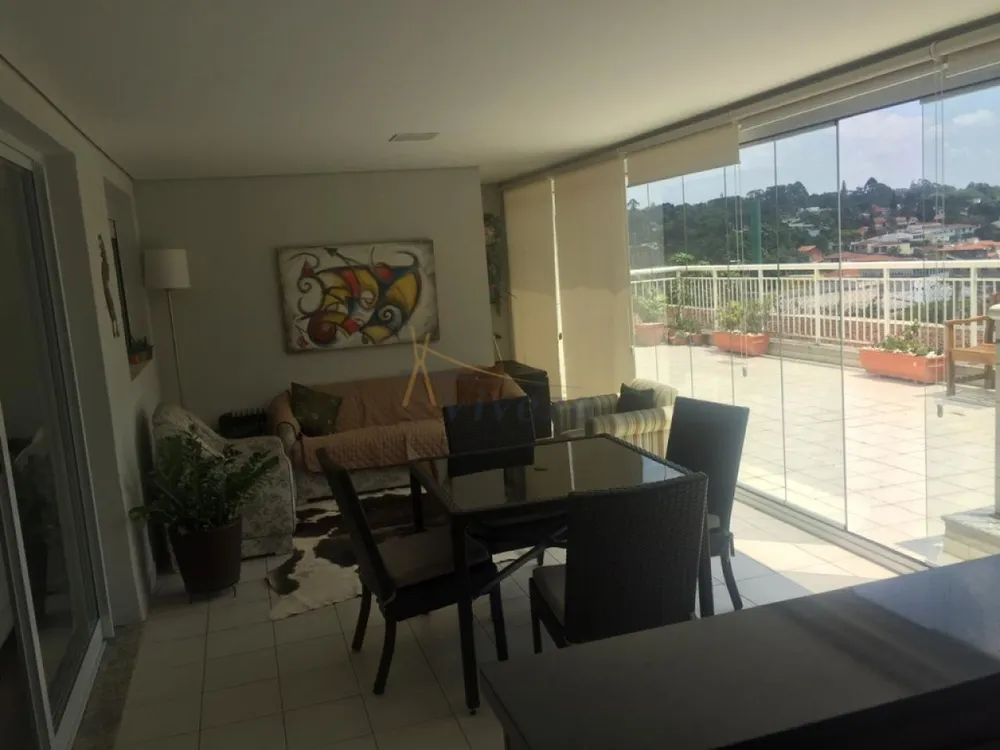 Apartamento, 3 quartos, 206 m² - Foto 1