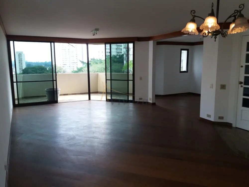Apartamento, 3 quartos, 175 m² - Foto 1