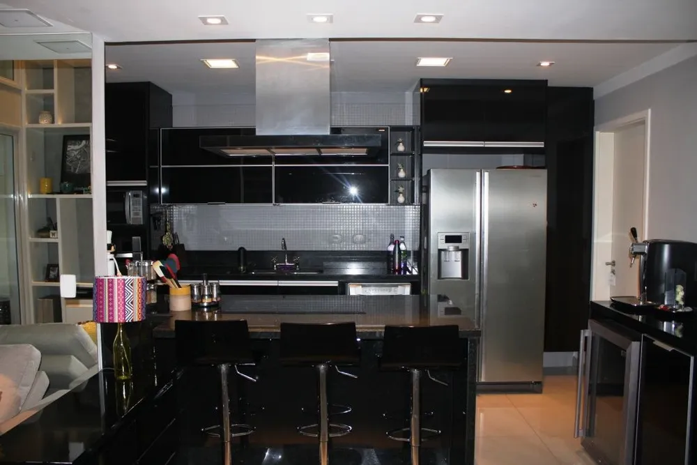 Apartamento, 3 quartos, 145 m² - Foto 1