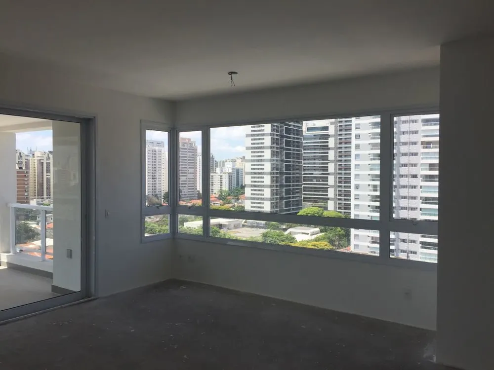 Apartamento, 3 quartos, 225 m² - Foto 2