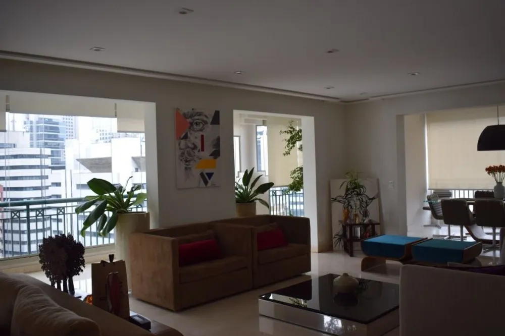 Apartamento, 4 quartos, 238 m² - Foto 1