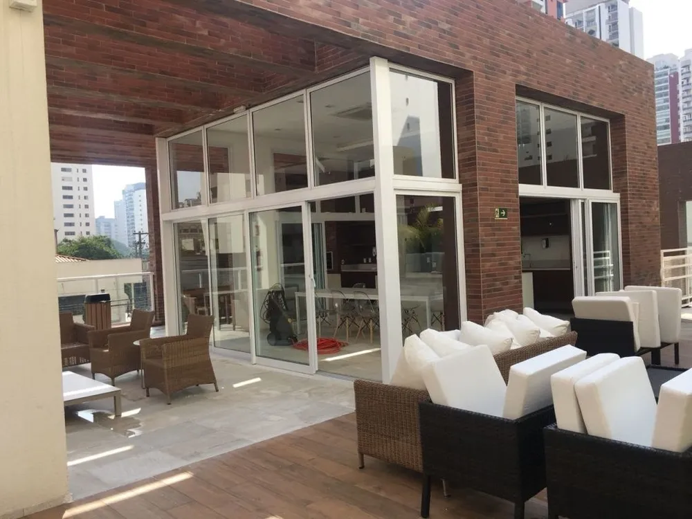 Apartamento, 3 quartos, 189 m² - Foto 2