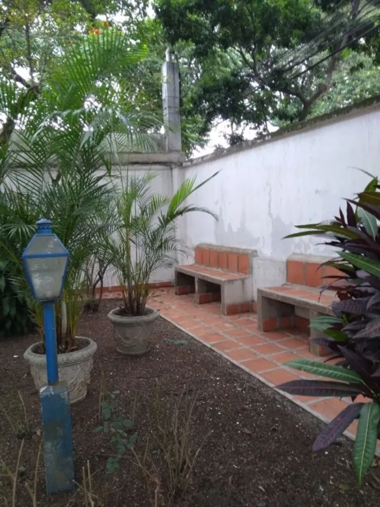 Sobrado, 4 quartos, 329 m² - Foto 2