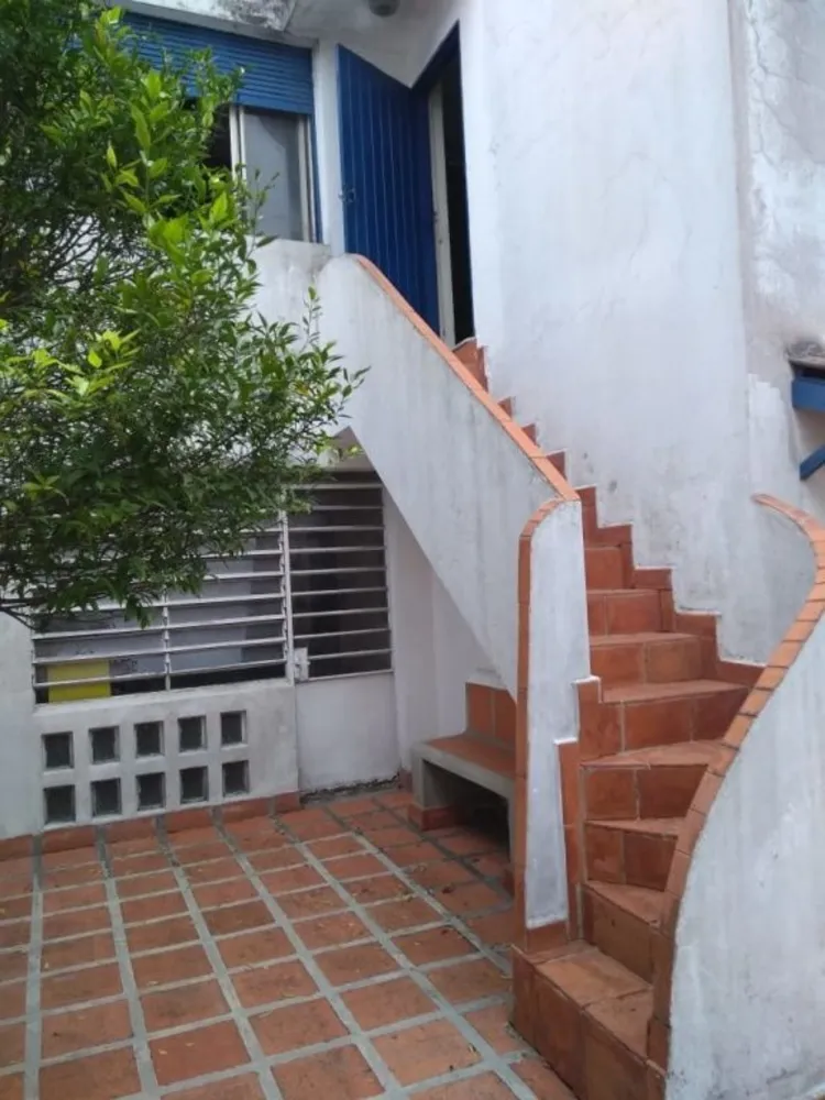 Sobrado, 4 quartos, 329 m² - Foto 1
