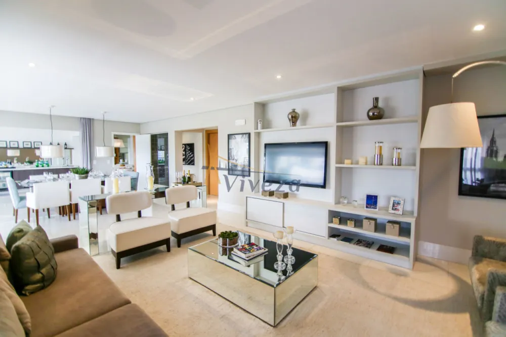 Apartamento, 4 quartos, 244 m² - Foto 1