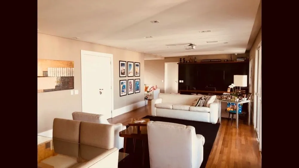 Apartamento, 4 quartos, 223 m² - Foto 2