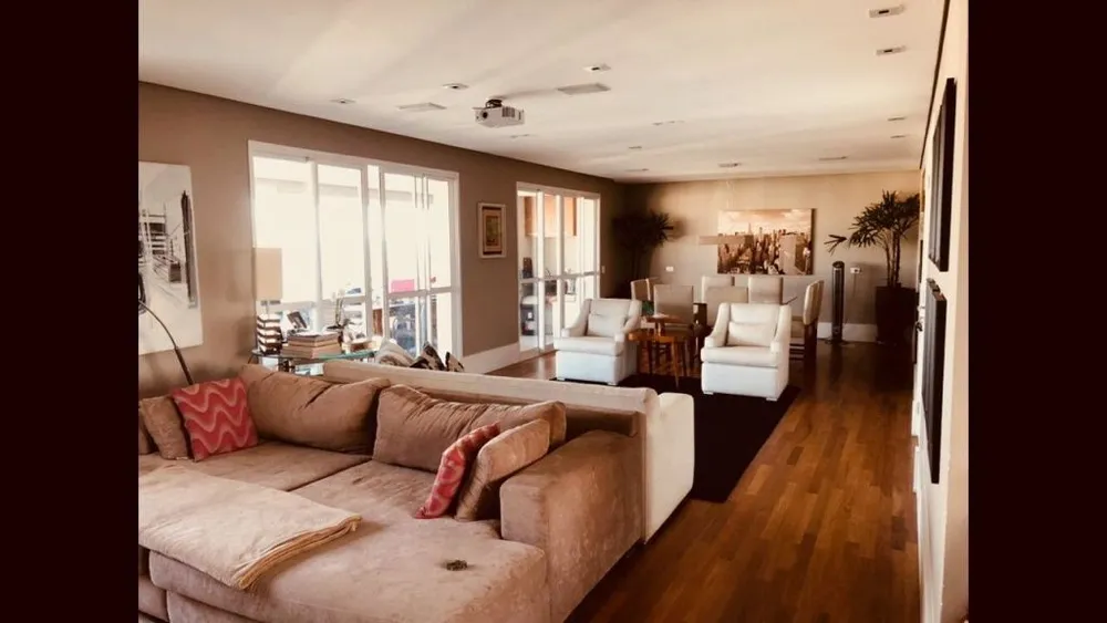 Apartamento, 4 quartos, 223 m² - Foto 1