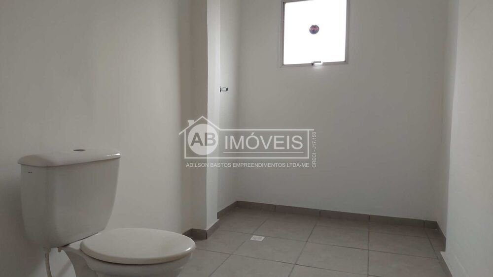 Sobrado à venda com 2 quartos, 150m² - Foto 4