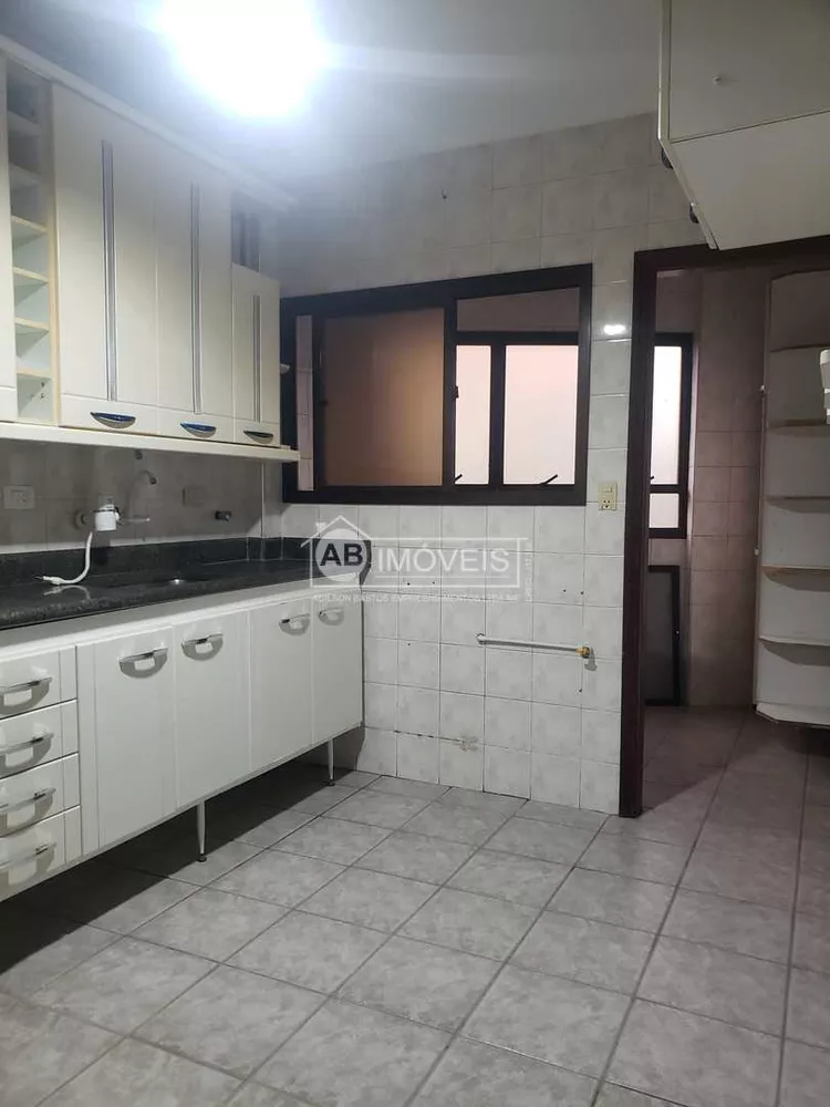 Apartamento à venda com 2 quartos, 76m² - Foto 5