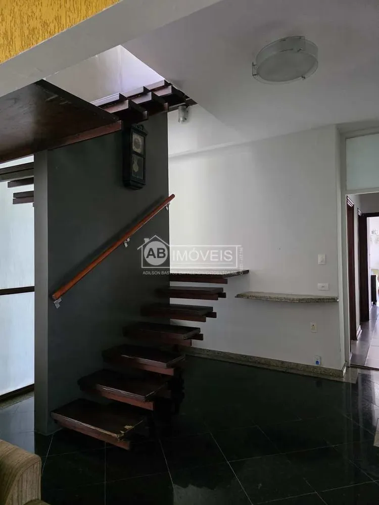 Cobertura, 3 quartos, 290 m² - Foto 2