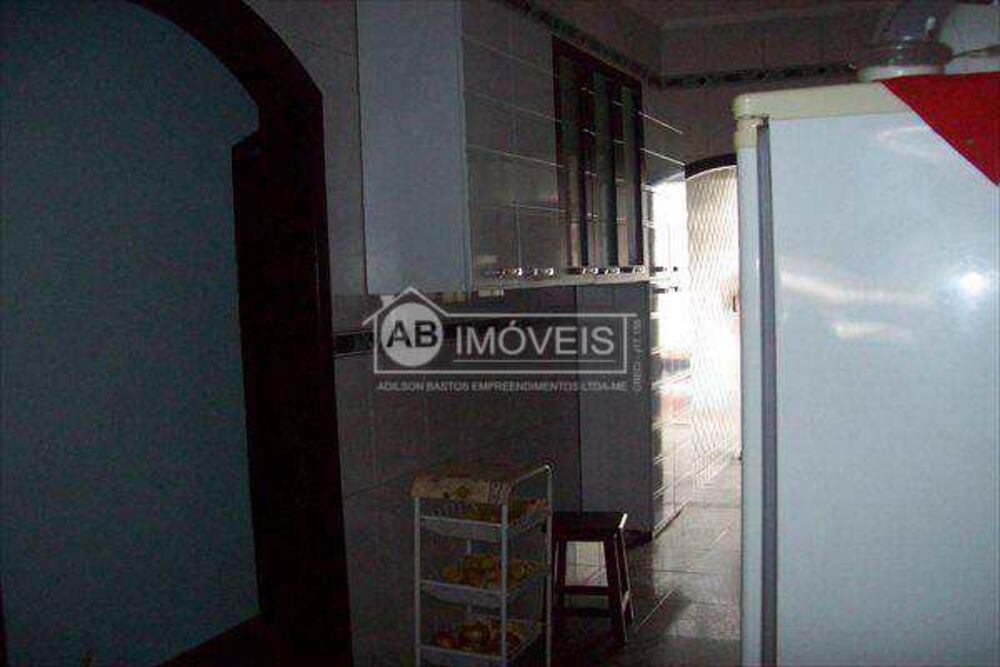 Casa de Condomínio à venda com 3 quartos, 150m² - Foto 2