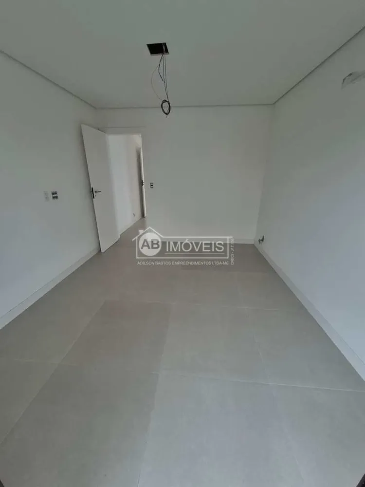 Casa, 3 quartos, 180 m² - Foto 1