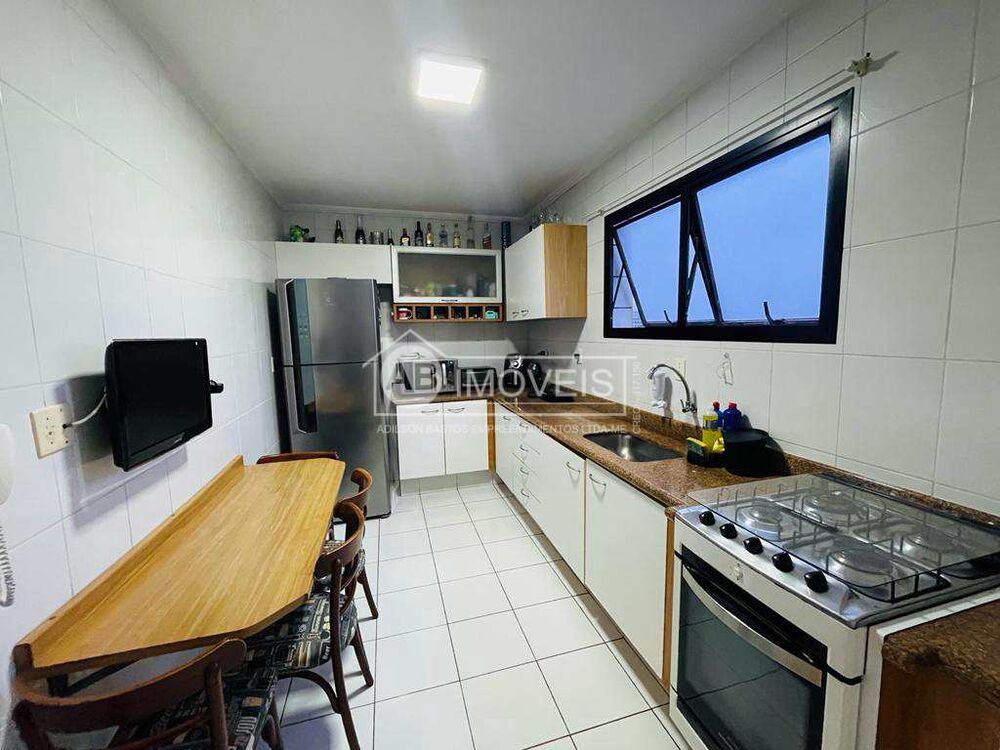 Apartamento à venda com 2 quartos, 90m² - Foto 4