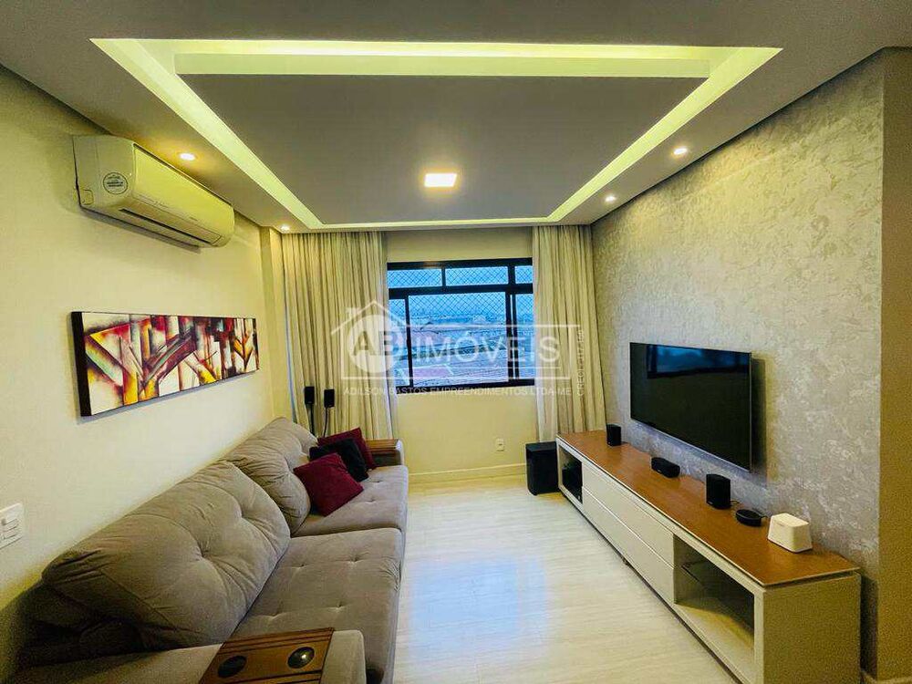 Apartamento à venda com 2 quartos, 90m² - Foto 1