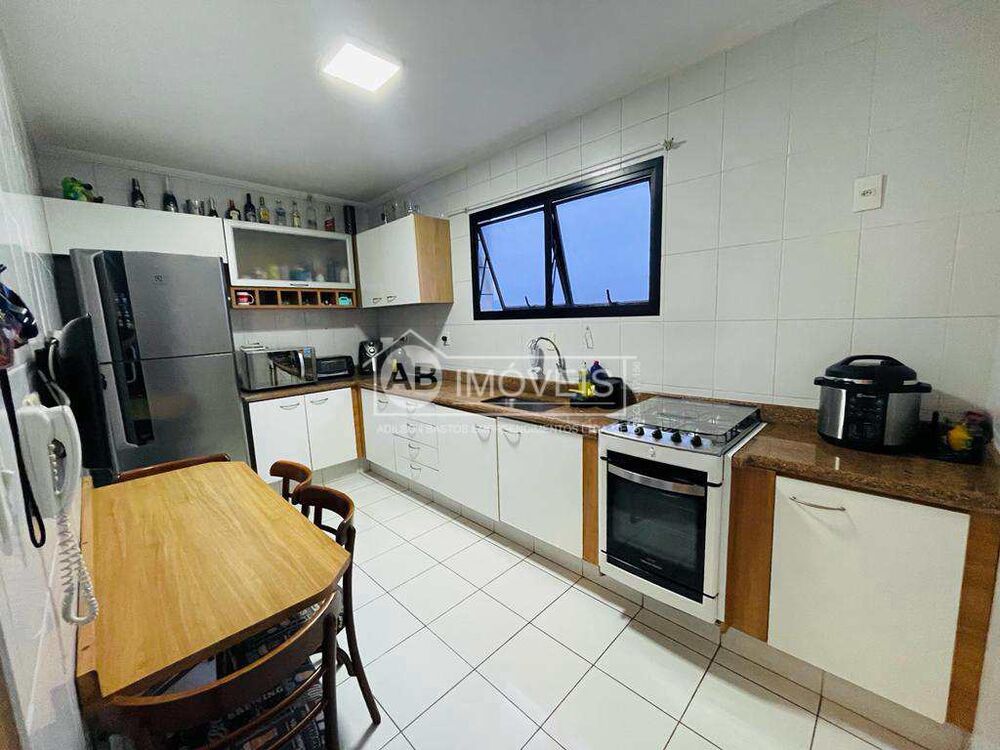 Apartamento à venda com 2 quartos, 90m² - Foto 3