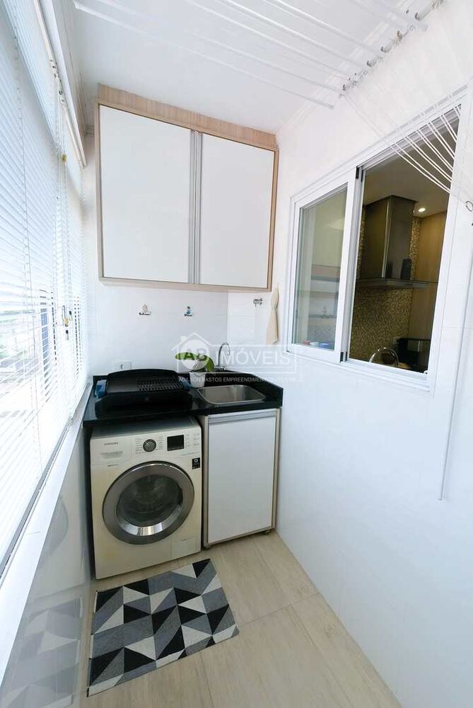 Apartamento à venda com 2 quartos, 100m² - Foto 4