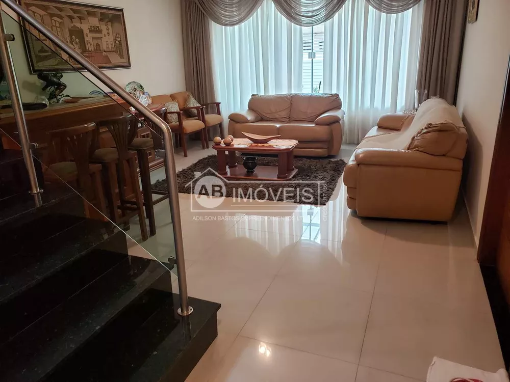 Sobrado, 4 quartos, 320 m² - Foto 4