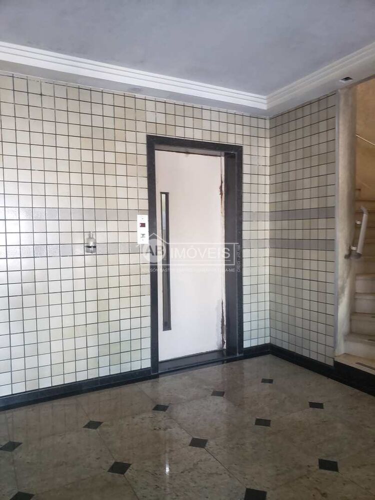 Apartamento à venda com 2 quartos, 80m² - Foto 2