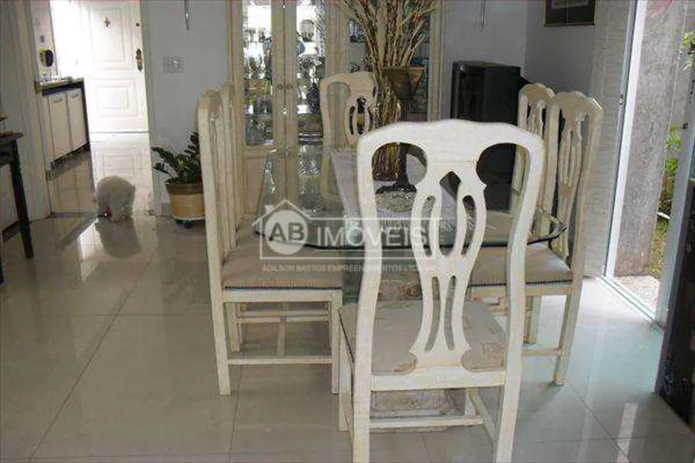 Sobrado, 3 quartos, 257 m² - Foto 4