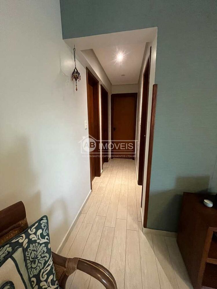 Apartamento à venda com 3 quartos, 114m² - Foto 3