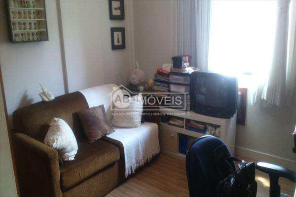 Apartamento à venda com 3 quartos, 147m² - Foto 1