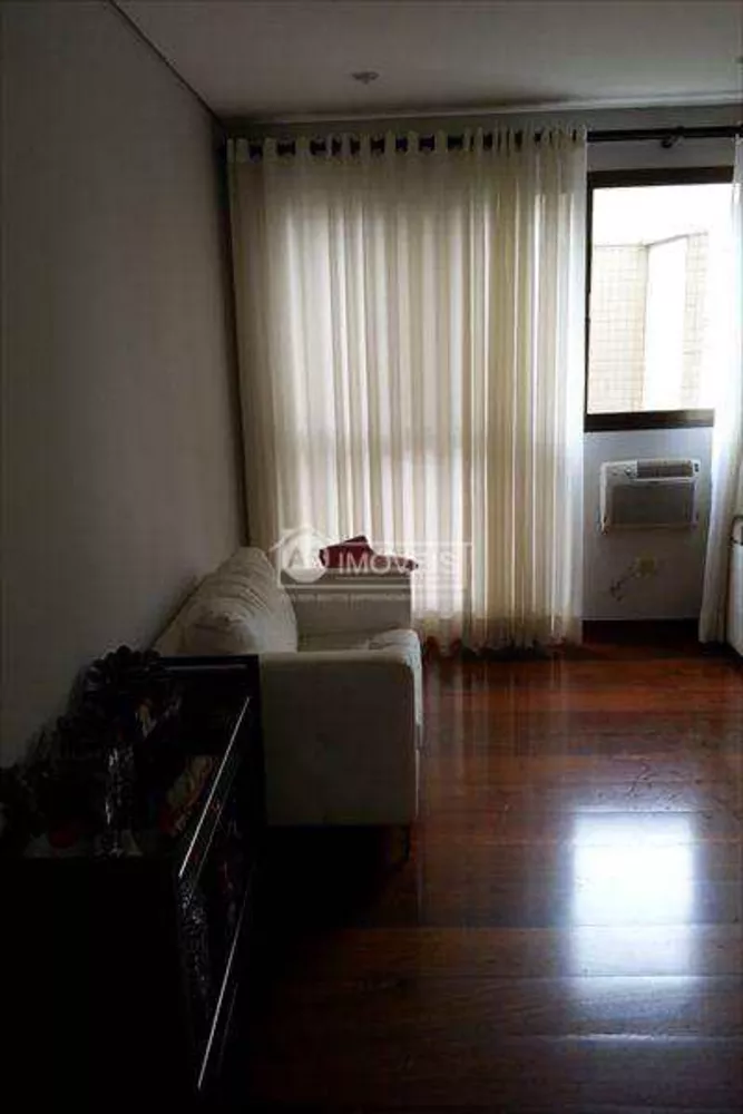 Apartamento à venda com 3 quartos, 186m² - Foto 1