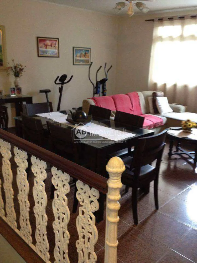 Casa, 3 quartos, 148 m² - Foto 4