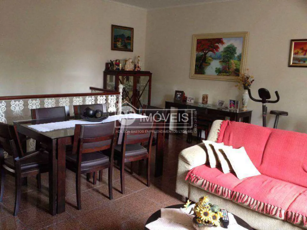 Casa, 3 quartos, 148 m² - Foto 2
