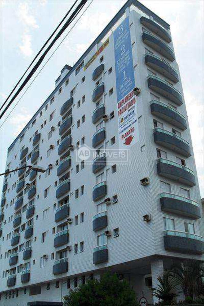 Apartamento à venda com 3 quartos, 122m² - Foto 1