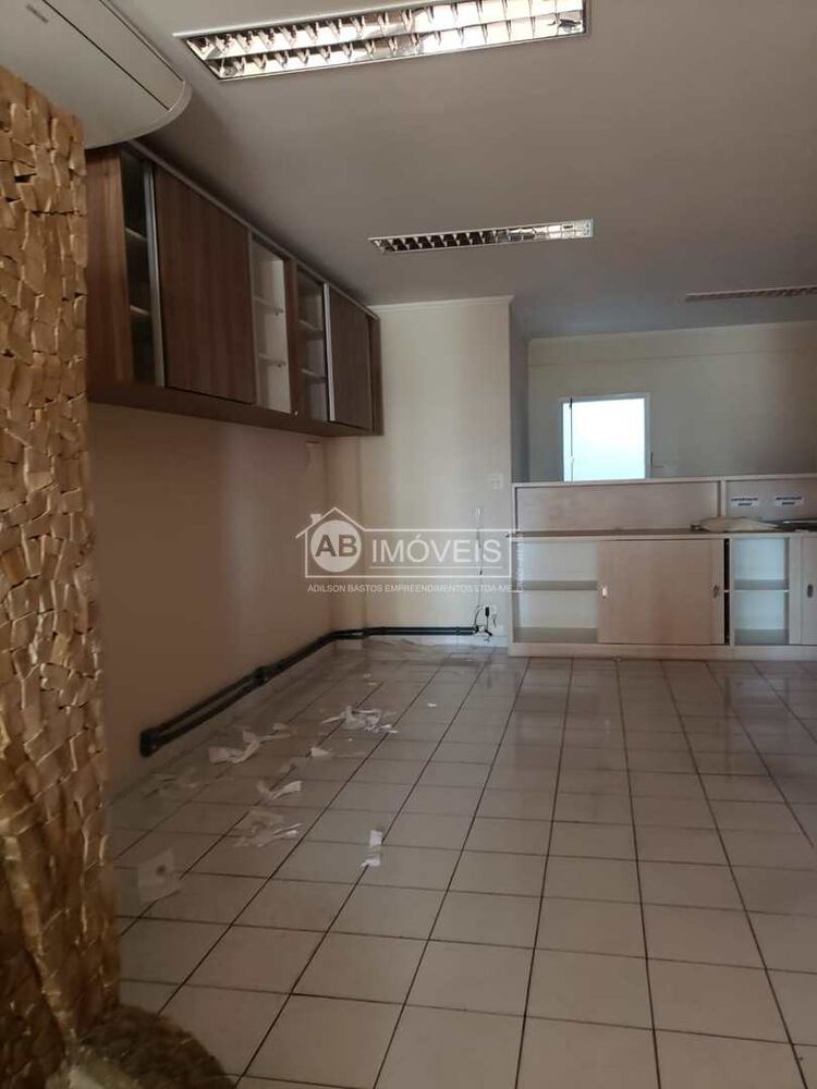 Prédio Inteiro à venda com 4 quartos, 89m² - Foto 2