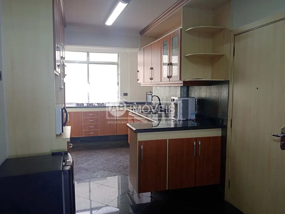 Apartamento, 3 quartos, 144 m² - Foto 2