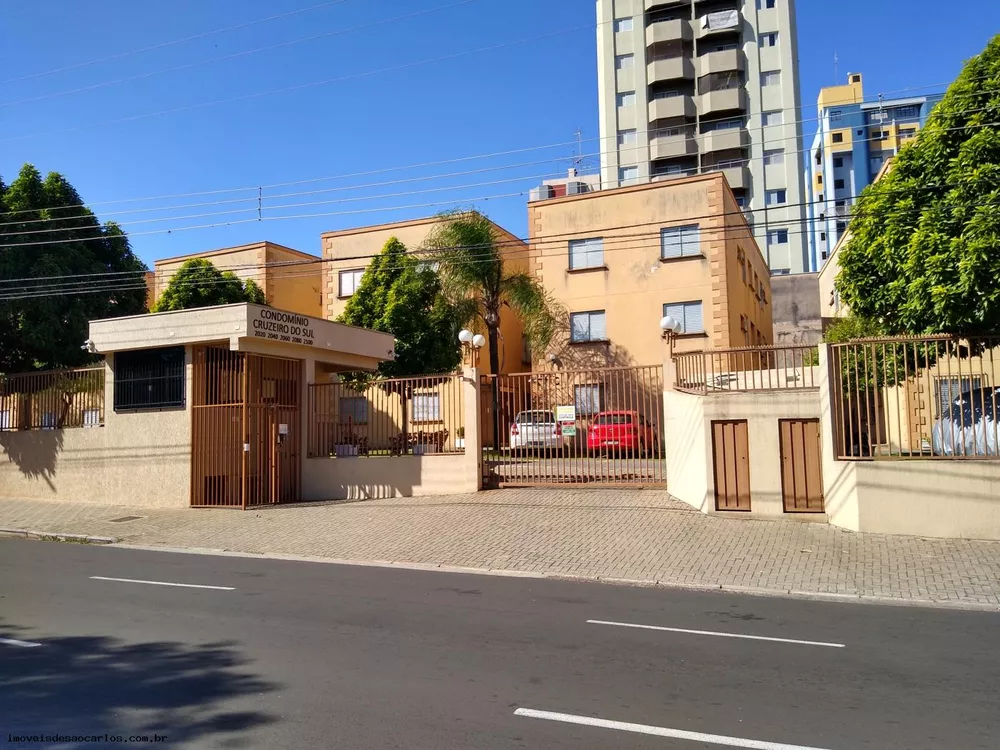 Apartamento à venda com 2 quartos, 70m² - Foto 1