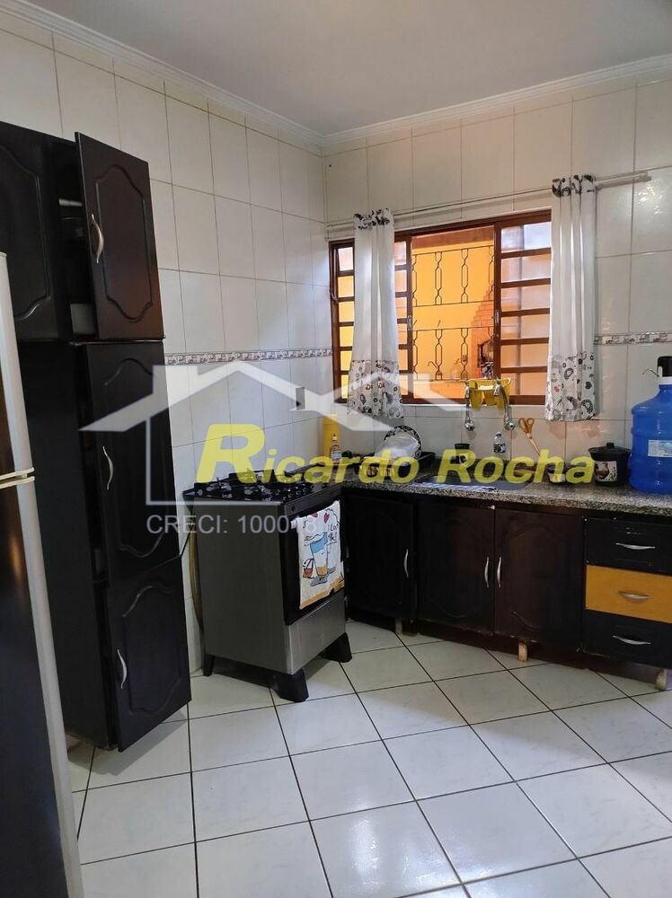 Casa à venda com 2 quartos, 105 - Foto 6