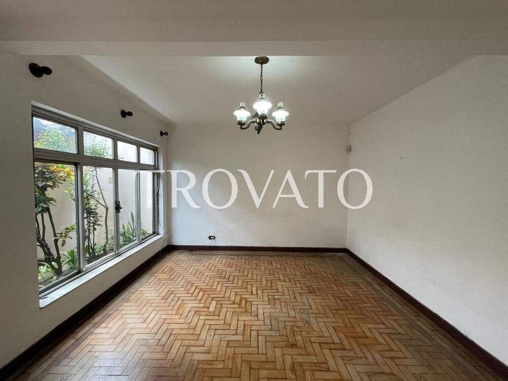 Casa à venda com 3 quartos, 140m² - Foto 2